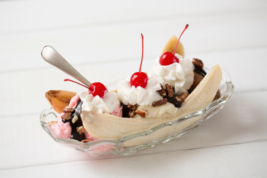 Banana Split in a Dish